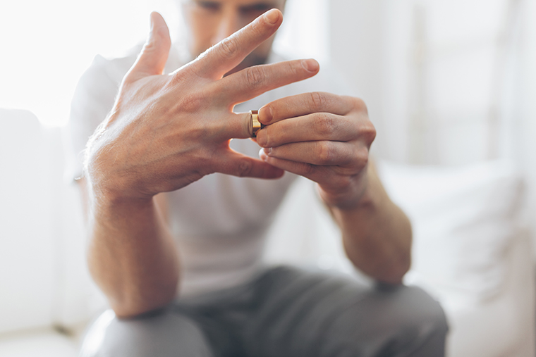 男性側が離婚を有利に進めるための弁護士の重要性